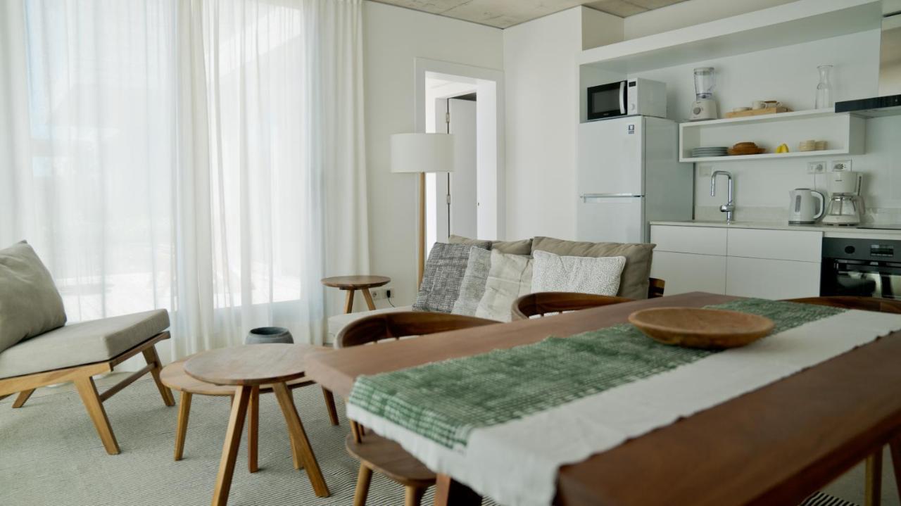 Casagrande Hotel & Beach Club خوسيه اجناسيو المظهر الخارجي الصورة A typical apartment at the complex