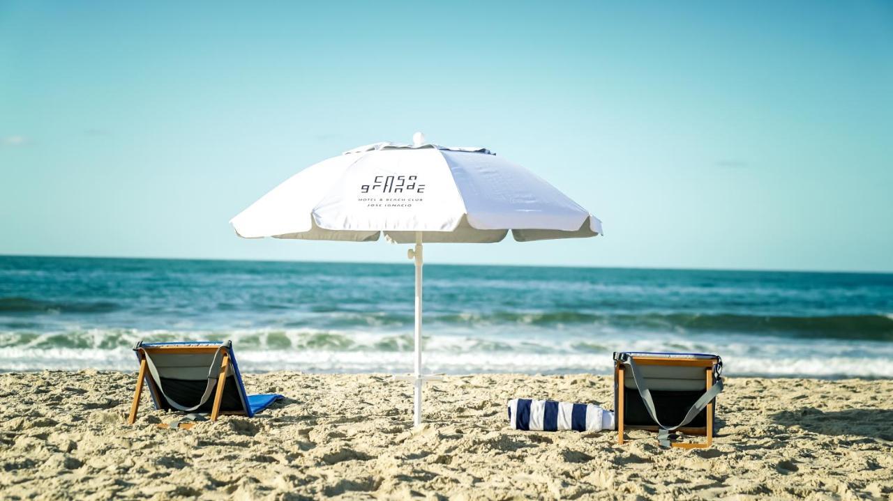 Casagrande Hotel & Beach Club خوسيه اجناسيو المظهر الخارجي الصورة Beach umbrella